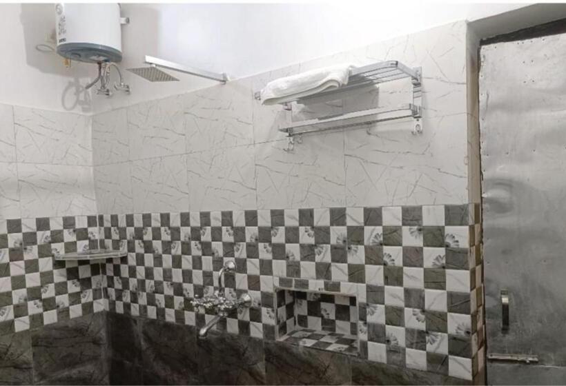 جناح ديلوكس, Virasat Retreat