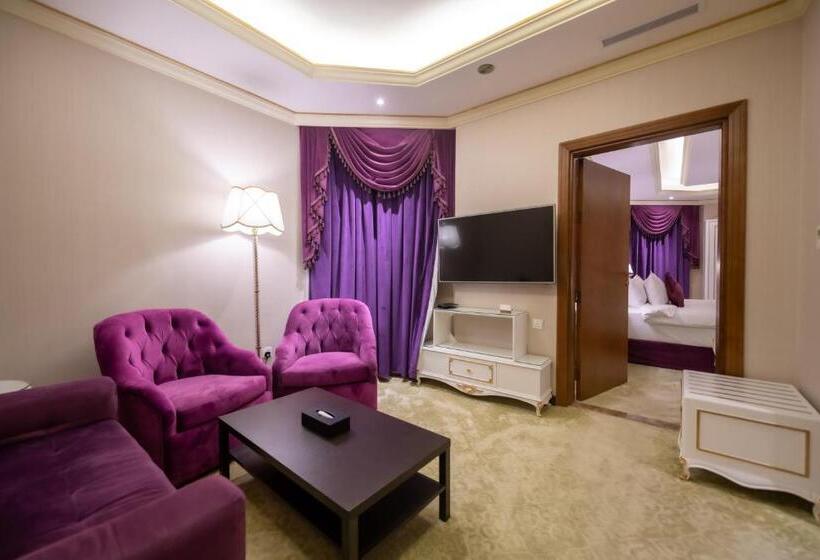 プールビュージュニアスイート, Wa