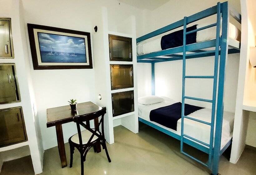 スタンダード４人部屋, Hostal Lezzoto 2.5 Beach   Hostel