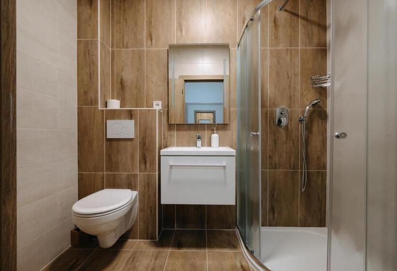 Четырехместный Номер Стандарт, Wellness Penzion Marta