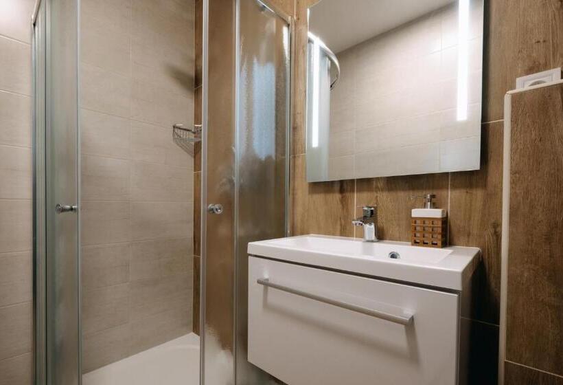 スタンダードルーム, Wellness Penzion Marta