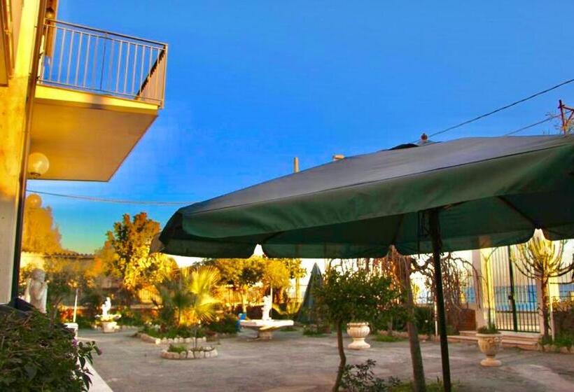 شقة غرفة نوم واحدة بالطابق الأرضى, Villa Tripepi