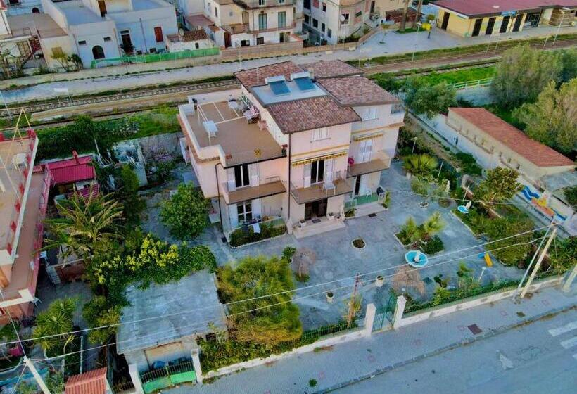 Апартаменты 1 Спальня Вид на Море, Villa Tripepi