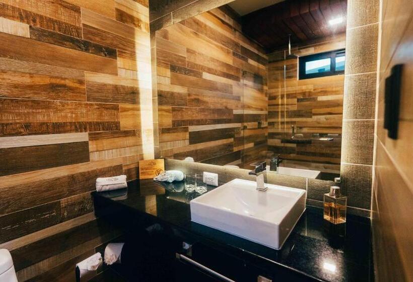 جناح مطلّ علي الحديقة, Casa 1800 Cerro Verde