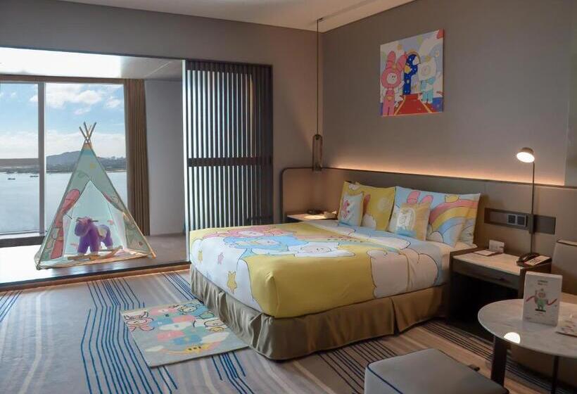 Номер Премиум, Crowne Plaza Xiamen Jimei Seaview, An Ihg Hotel Free Mini Bar