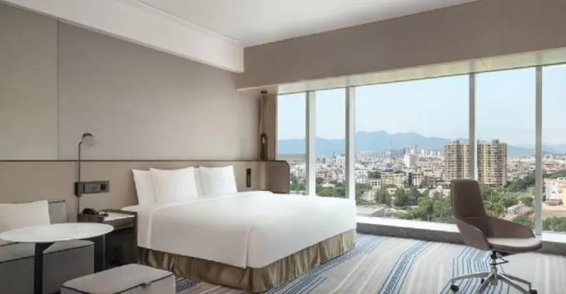 キングサイズベッドのスタンダードルーム, Crowne Plaza Xiamen Jimei Seaview By Ihg