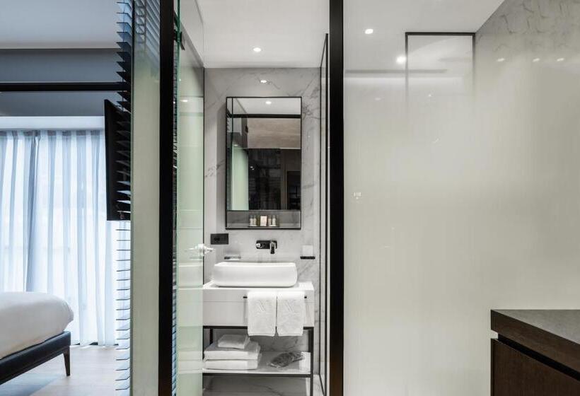 اتاق استاندارد با تخت بزرگ, Manami