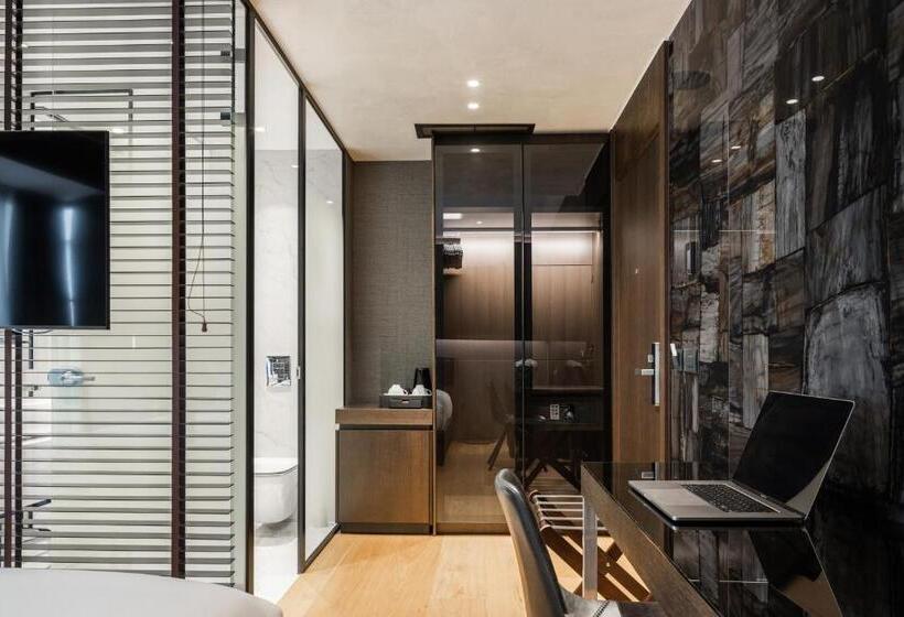 اتاق استاندارد با تخت بزرگ, Manami