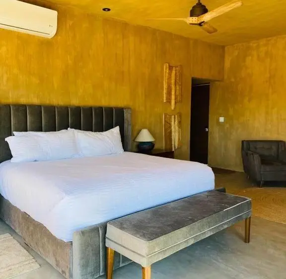 Deluxe-studio, Mexico En La Piel