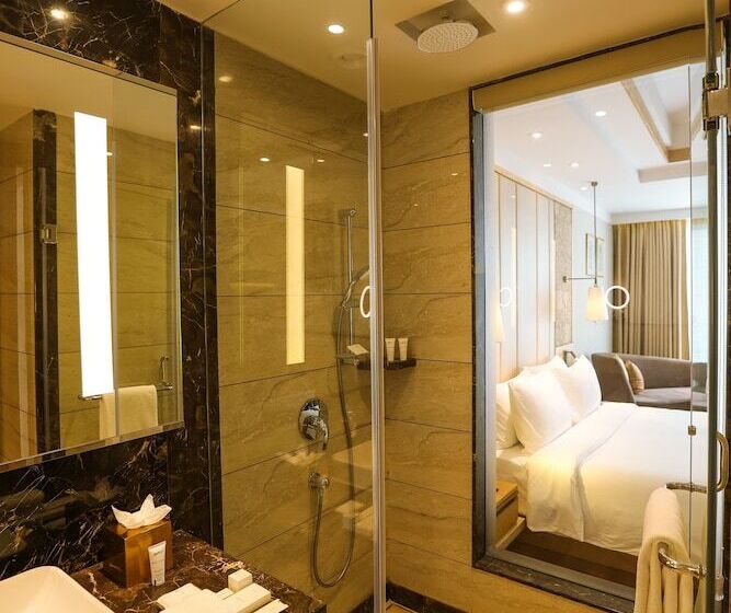 スーペリアールーム, Radisson Bhopal