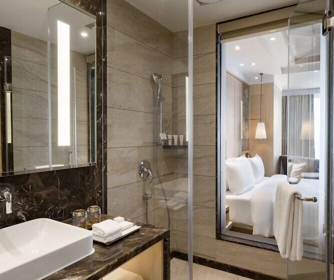 スーペリアールーム, Radisson Bhopal