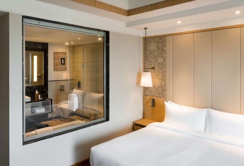 スーペリアールーム, Radisson Bhopal