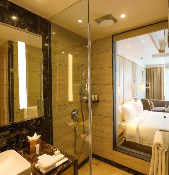 スーペリアールーム, Radisson Bhopal