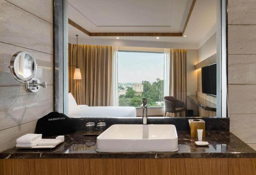 スーペリアールーム, Radisson Bhopal