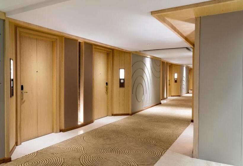 エクゼクティブルーム, Radisson Bhopal