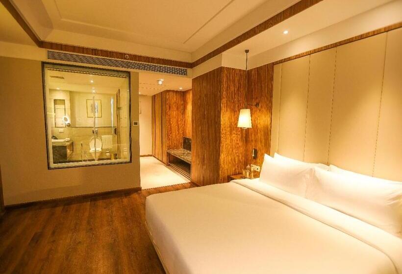 سوییت اجرایی, Radisson Bhopal