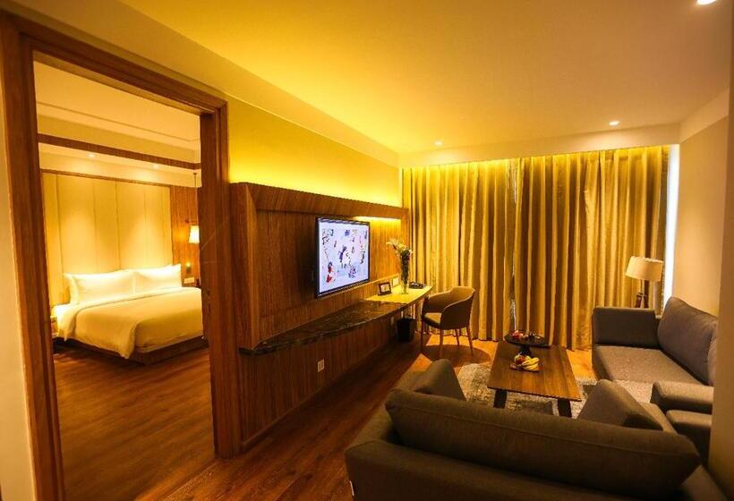 エクゼクティブスイート, Radisson Bhopal