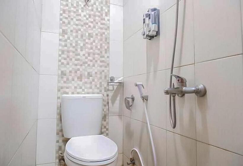 Номер Deluxe, Reddoorz Premium @ Griya Inkoppabri Cisarua Puncak