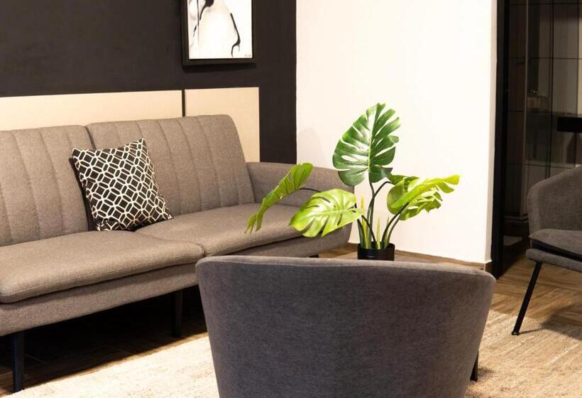 سوئیت با تخت بزرگ, Rua Hoteles Piura