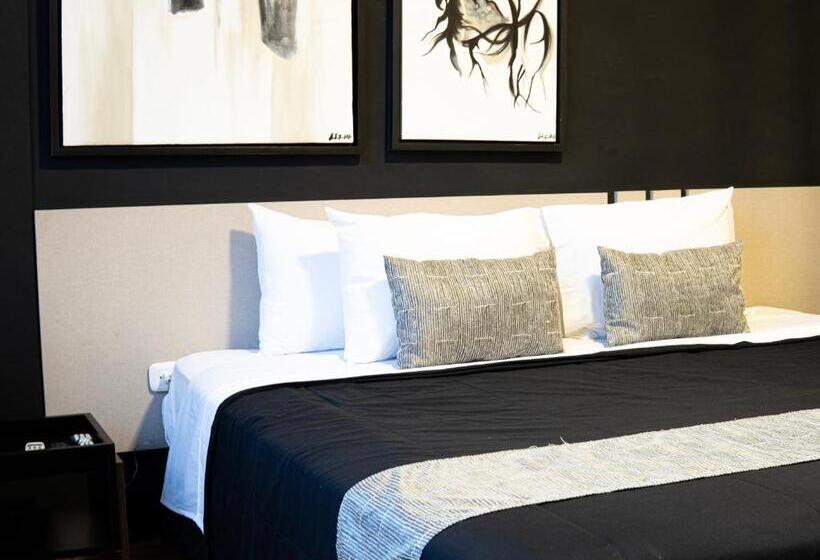 سوئیت با تخت بزرگ, Rua Hoteles Piura