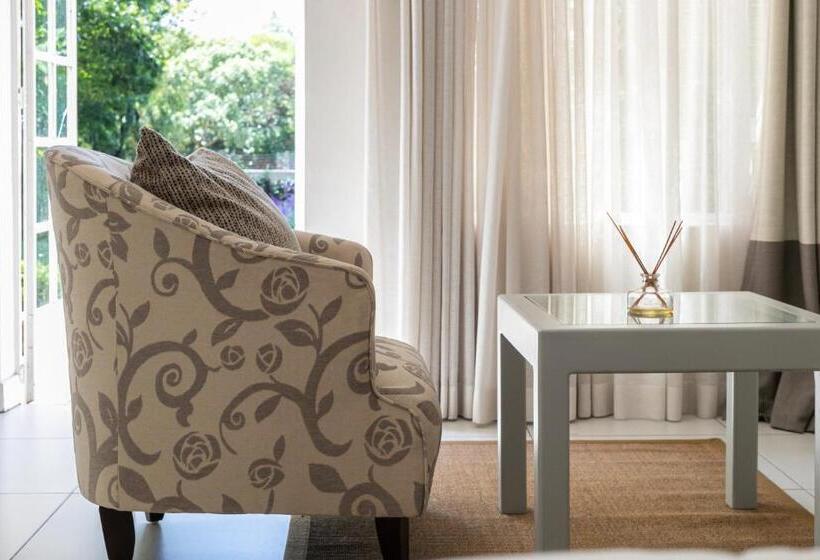 إستوديو ديلوكس, Emmarentia Guest House