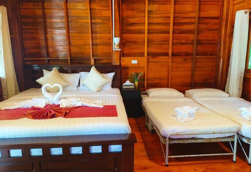 בקתה דלוקס, Kohjum Seafront Resort