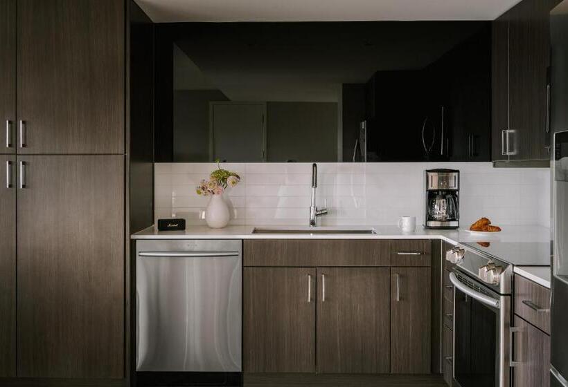 2 Bedroom Apartment, Sonder At Commerce