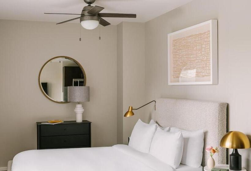 Standard Studio, Sonder At Commerce