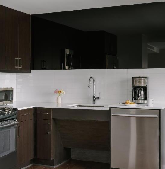 Standard Studio, Sonder At Commerce