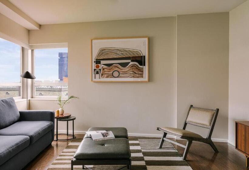 Standard Studio, Sonder At Commerce