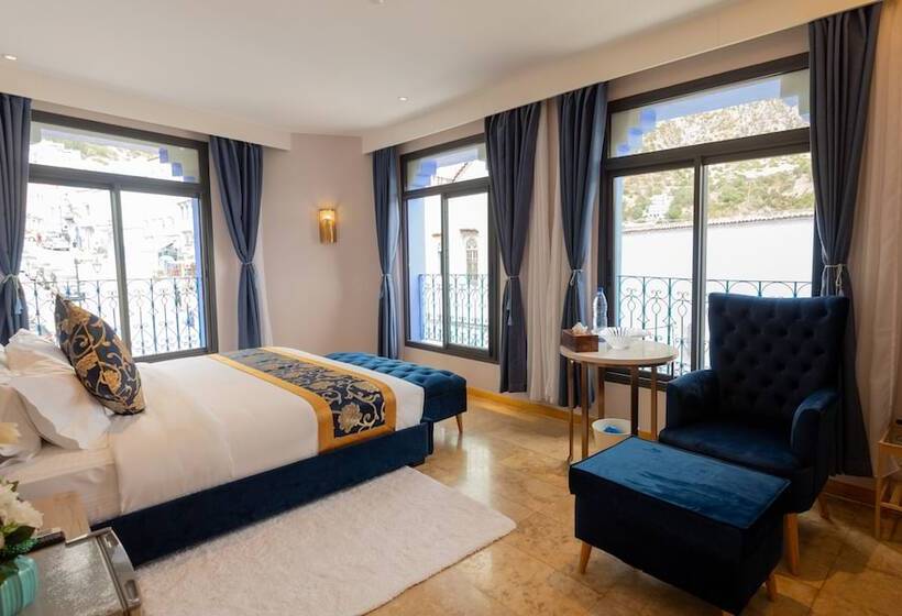 标准间带山景, Vancii