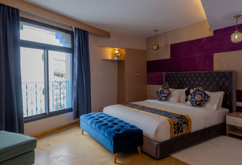 小型豪华套房, Vancii