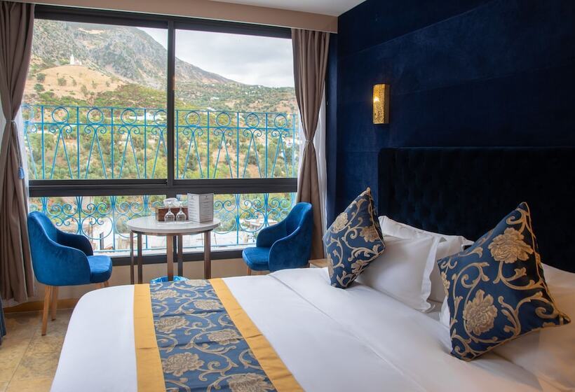 小型套房带阳台, Vancii