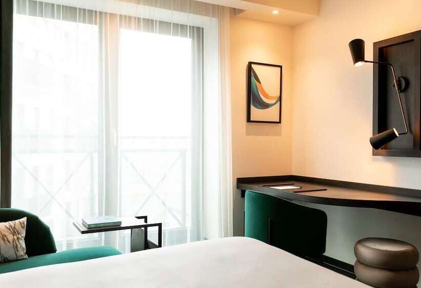 اتاق لوکس, The Den, Shertogenbosch, A Tribute Portfolio