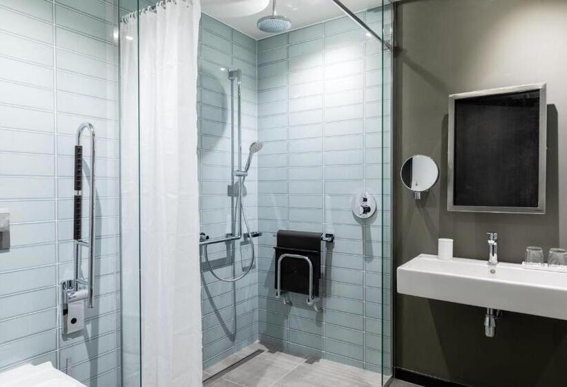 اتاق سوپریور با چشم‌انداز شهر, The Den, Shertogenbosch, A Tribute Portfolio