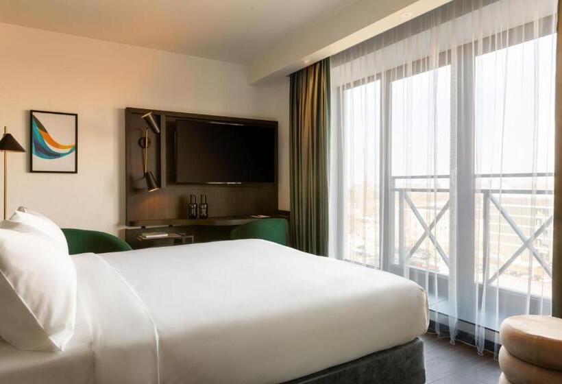 اتاق سوپریور با چشم‌انداز شهر, The Den, Shertogenbosch, A Tribute Portfolio