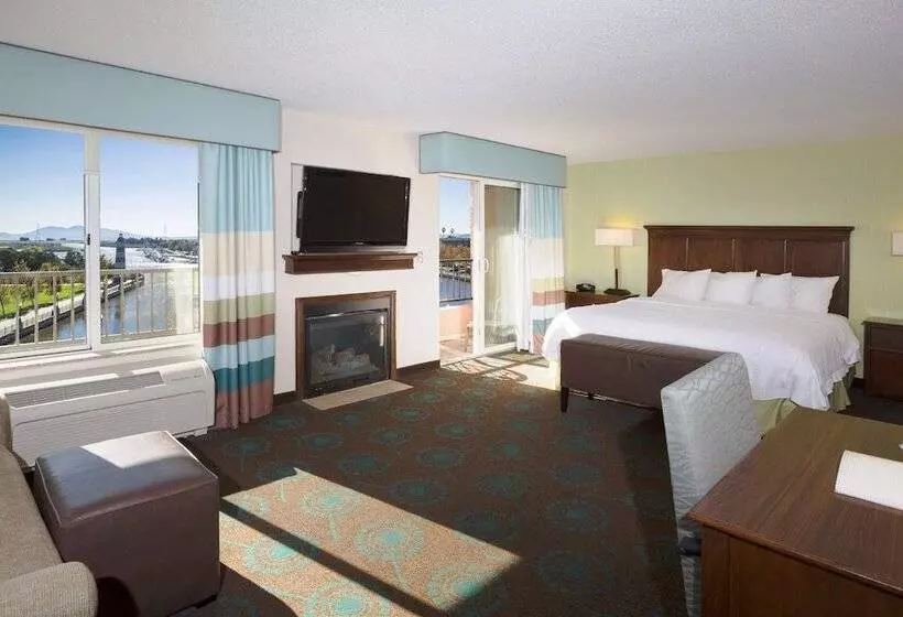 ダブルベッドのスタンダードスタジオ, Hampton Inn & Suites Suisun City Waterfront