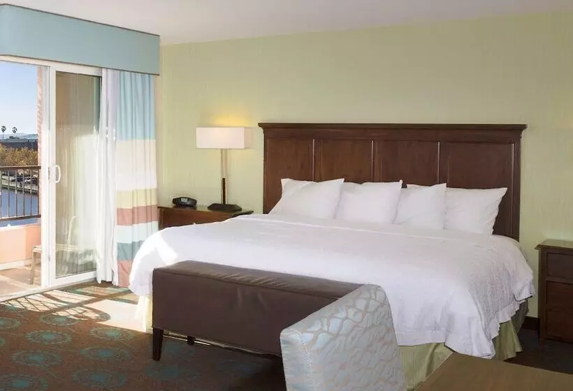 ダブルベッドのスタンダードスタジオ, Hampton Inn & Suites Suisun City Waterfront