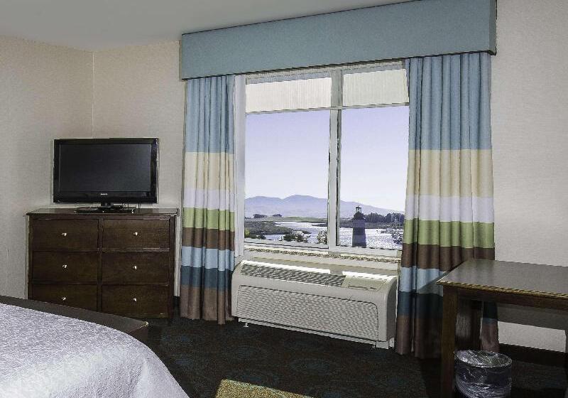 스탠다드 전망 룸, Hampton Inn & Suites Suisun City Waterfront