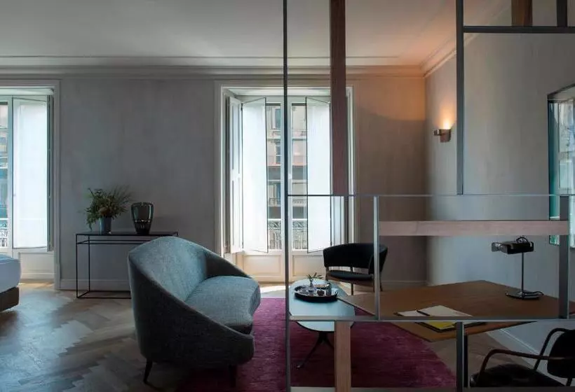 سوئیت پریمیوم, Alma Barcelona Gl
