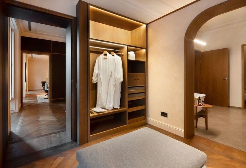 Люкс, Alma Barcelona Gl