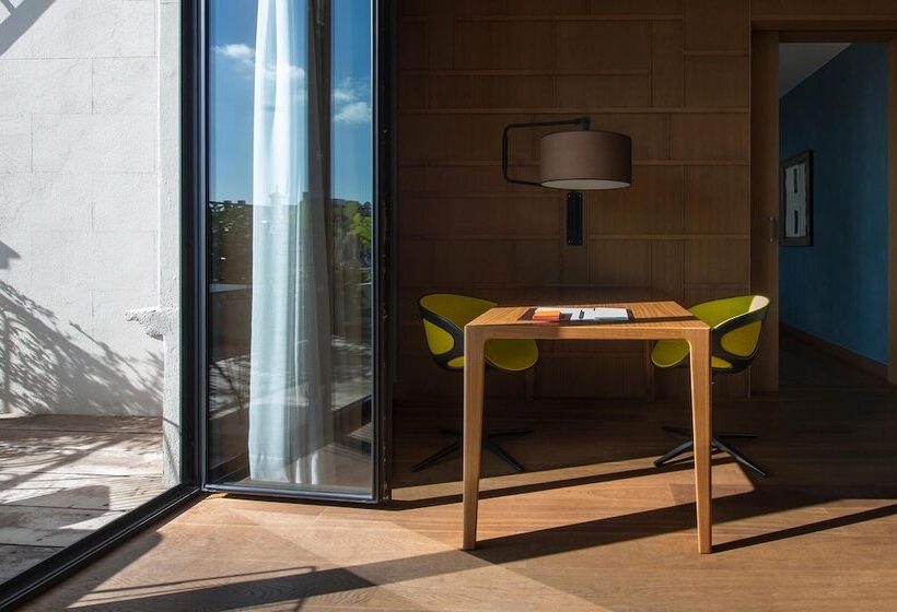 Люкс Повышенной Комфортности, Alma Barcelona Gl