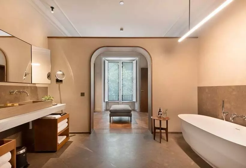سوییت, Alma Barcelona Gl