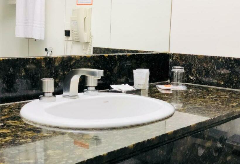 Habitació Individual Executiva, Boulevard Plaza