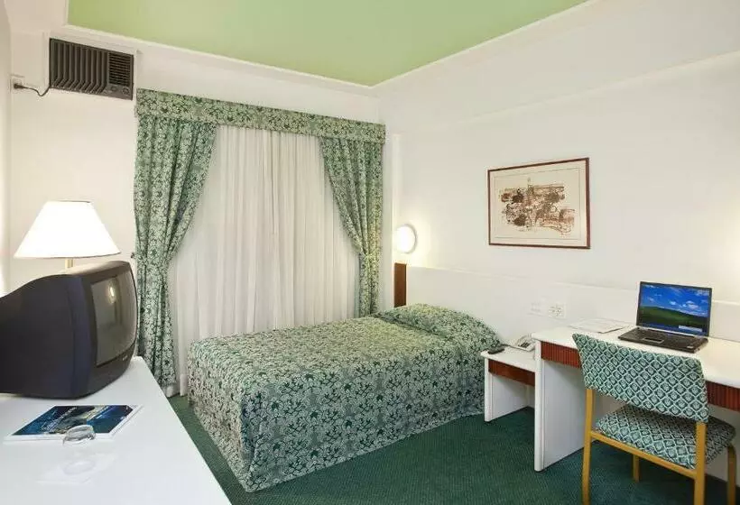 Quarto Individual Executivo, Boulevard Plaza