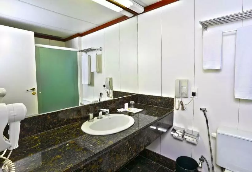 Quarto Superior, Boulevard Plaza