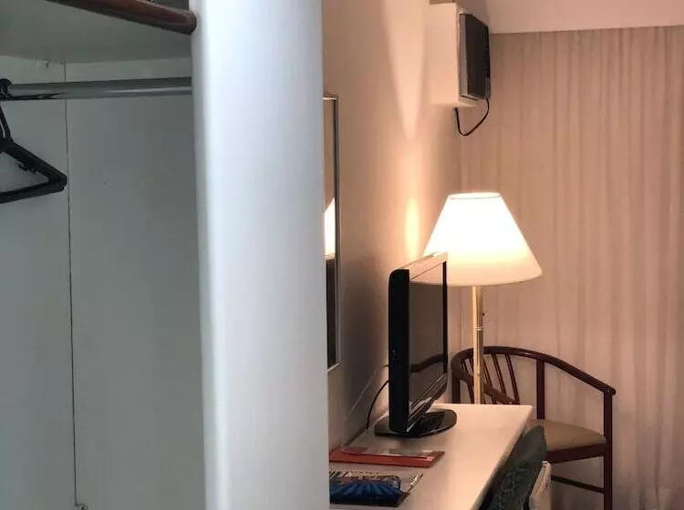 Quarto Individual Executivo, Boulevard Plaza