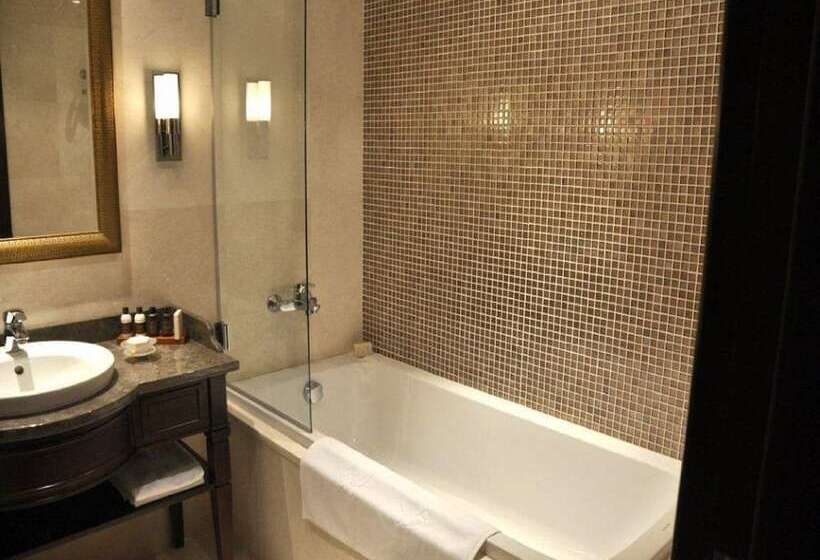 اتاق استاندارد, Crowne Plaza Istanbul Asia, An Ihg