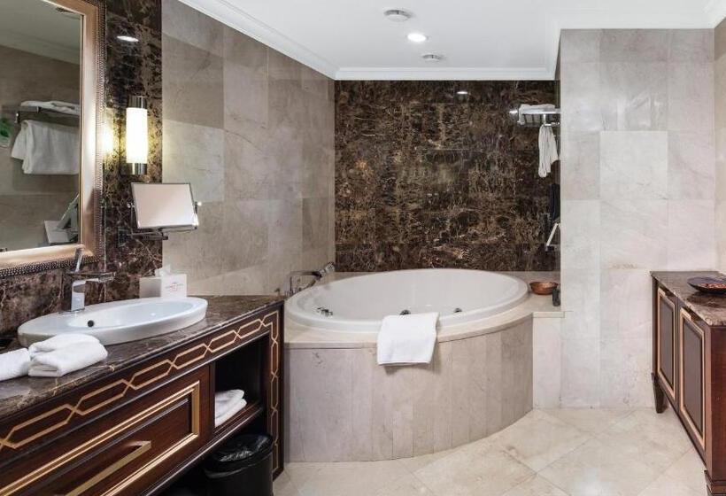 سوئیت کلاب, Crowne Plaza Istanbul Asia, An Ihg