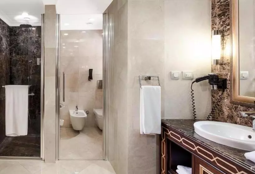 クラブスイート, Crowne Plaza Istanbul Asia, An Ihg